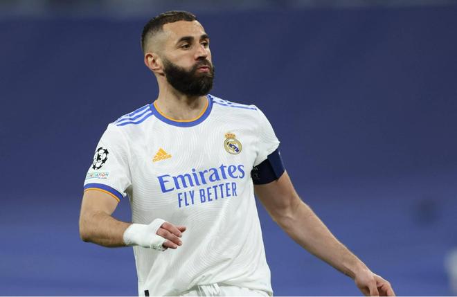 足球世界杯32强全部出炉，分档引巨大讨论