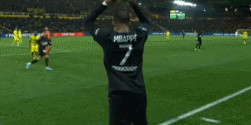 足球国足训练营加入体能测试项目